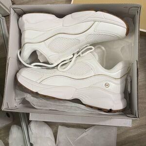 Michael kors size 10 tennis shoe